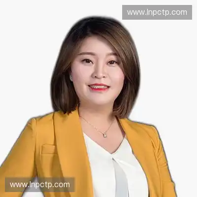 潘亮彤